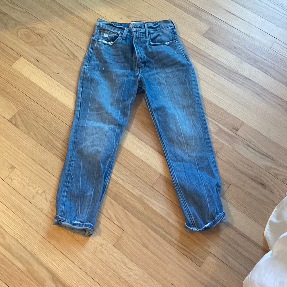 High rise mom jean